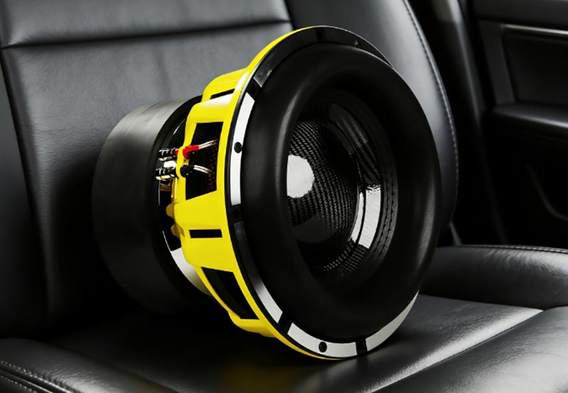 12-Zoll-Auto-Subwoofer aus Kohlefaser: 6000 W Spitzenleistung, kraftvoller Bass kommt